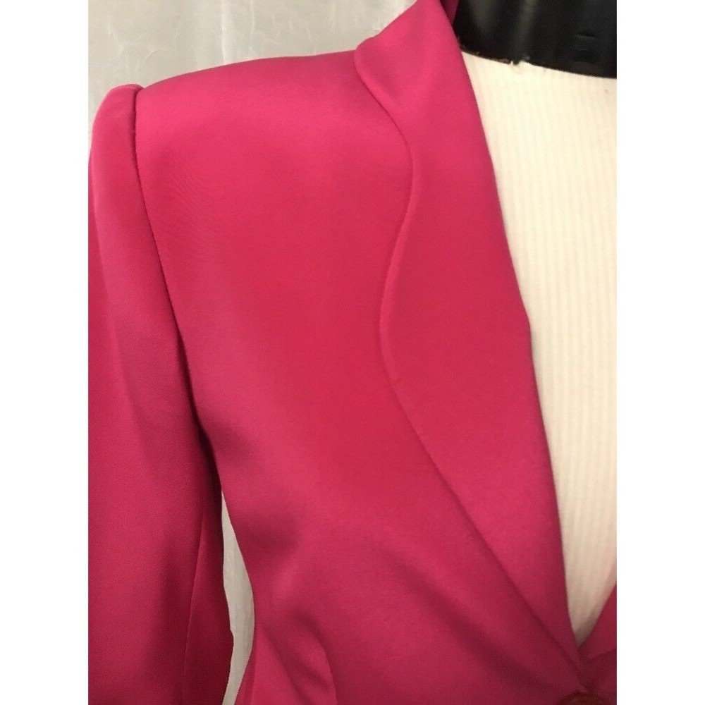 Carlisle Women's Blazer 100% Silk 4 Button Fully Lined Pink Size 2 - Picture 3 of 10